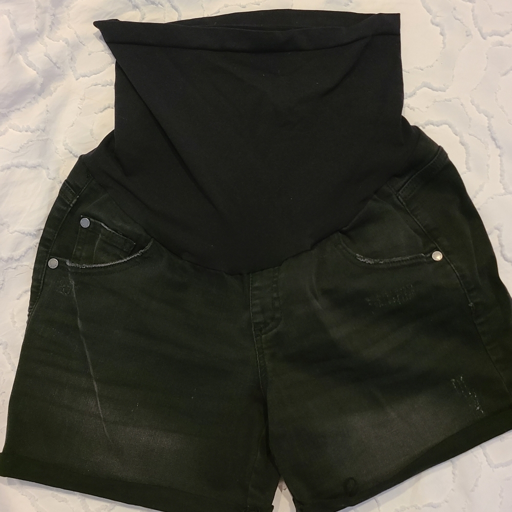 Maternity black Jean shorts, medium
